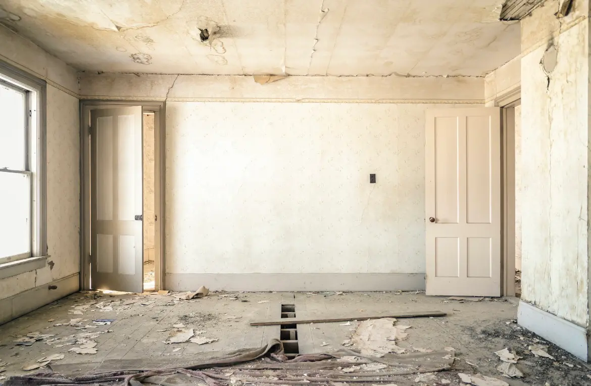 Waste disposal crew managing a cleanout project in Starkville